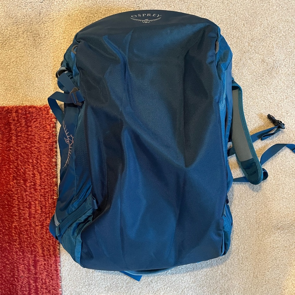 Osprey SnowKit Duffel - 45L carry on ski/snowboard boot duffel/backpack